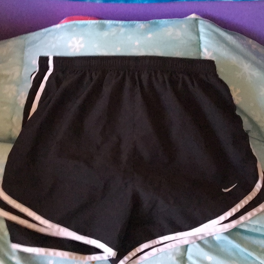 Black Nike Running Shorts Women’s Medium